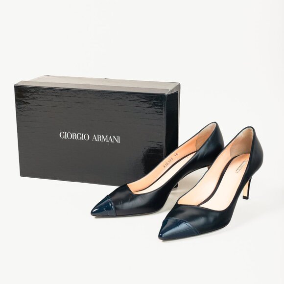 Giorgio Armani Navy Blue Leather Pointed-Cap-Toe Pumps - Picture 10 of 10